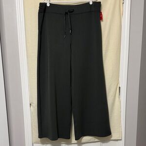 SPANX Dark Palm Wide Leg Pants